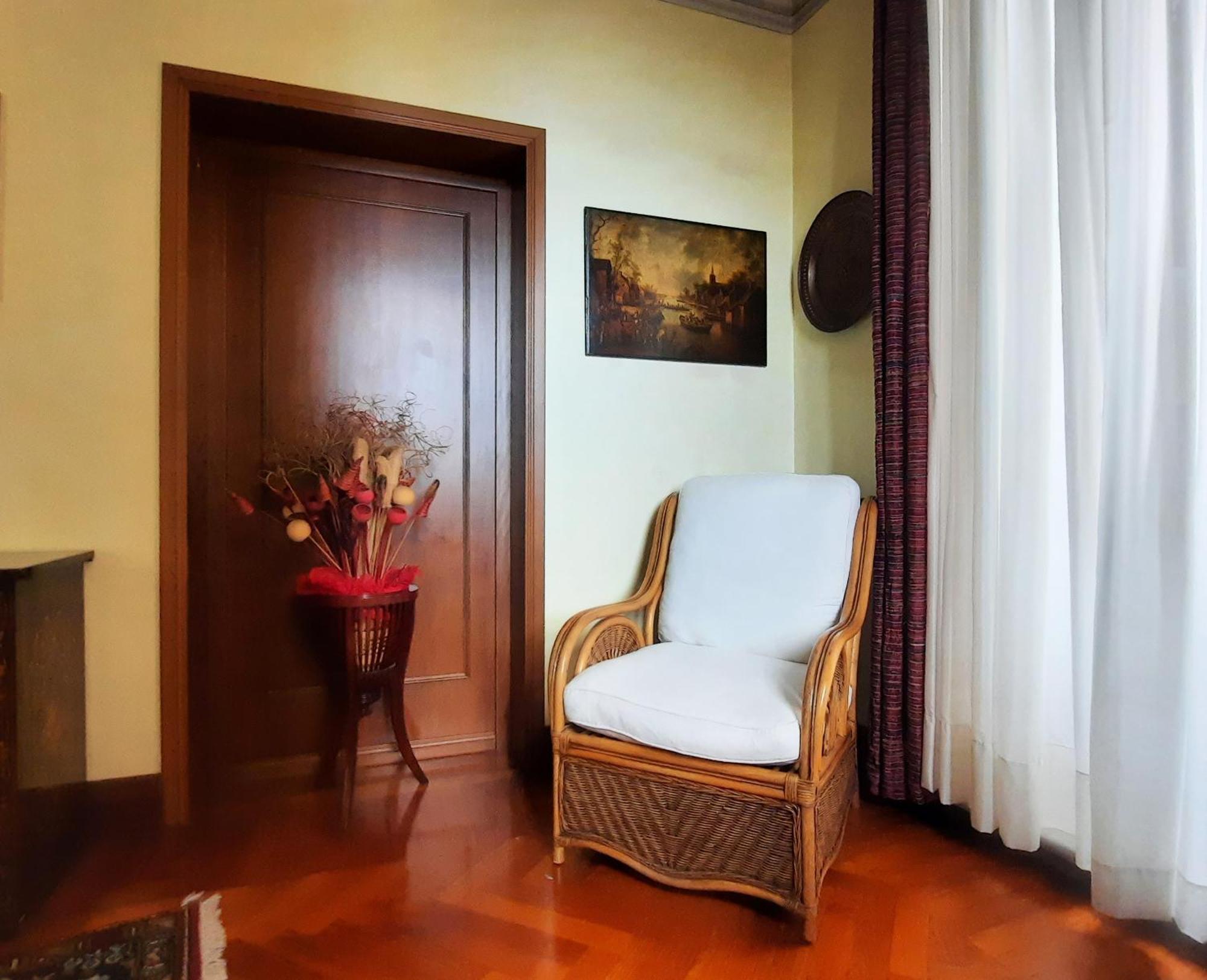Ecco Marino Casa Vacanze Bagian luar foto
